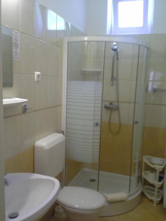 Agneslaki Okoturisztikai Centrum Es Vadaszhaz Nagykanizsa Buitenkant foto